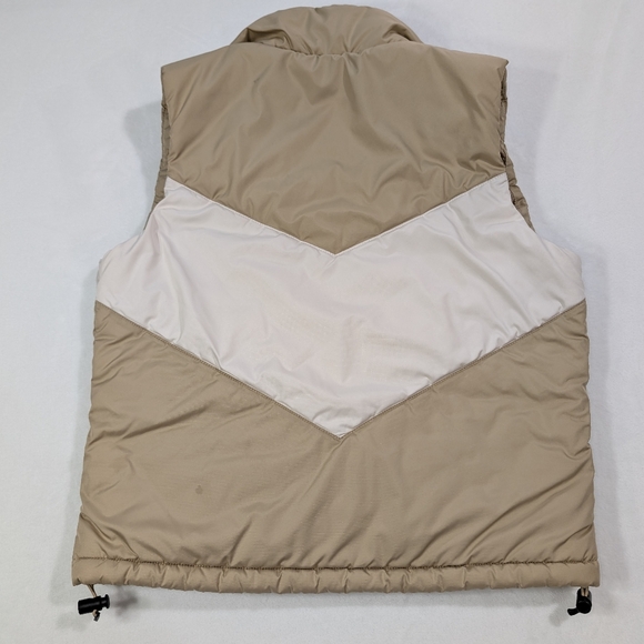 The North Face Sylvester Insulated Vest - Picture 7 of 8